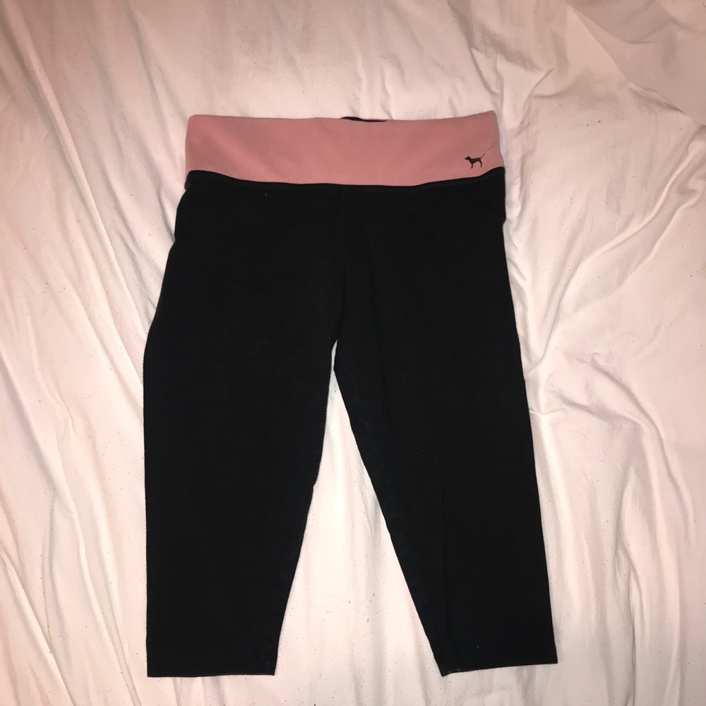Victoria’s Secret PINK Yoga Capris size small